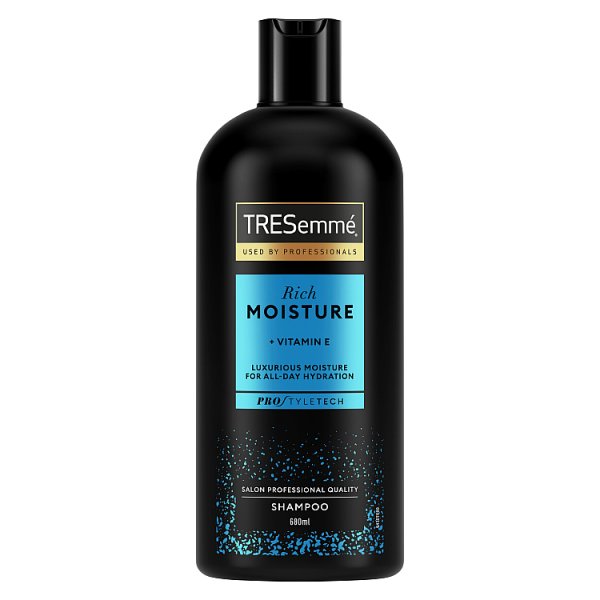 TRESemme Shampoo Rich Moisture 680 ml